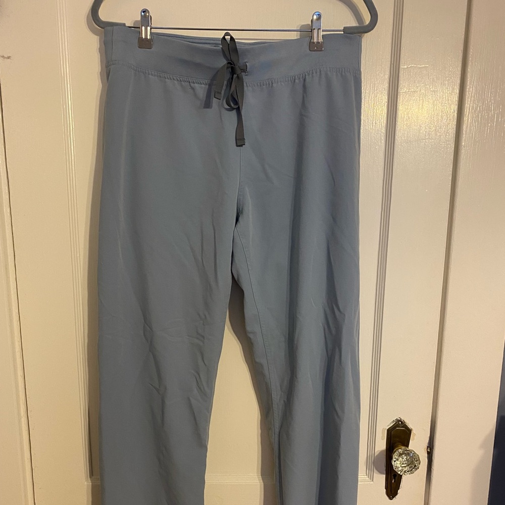 Limited edition Heather Indigo blue Livingston FIGS scrub pants, size medium.